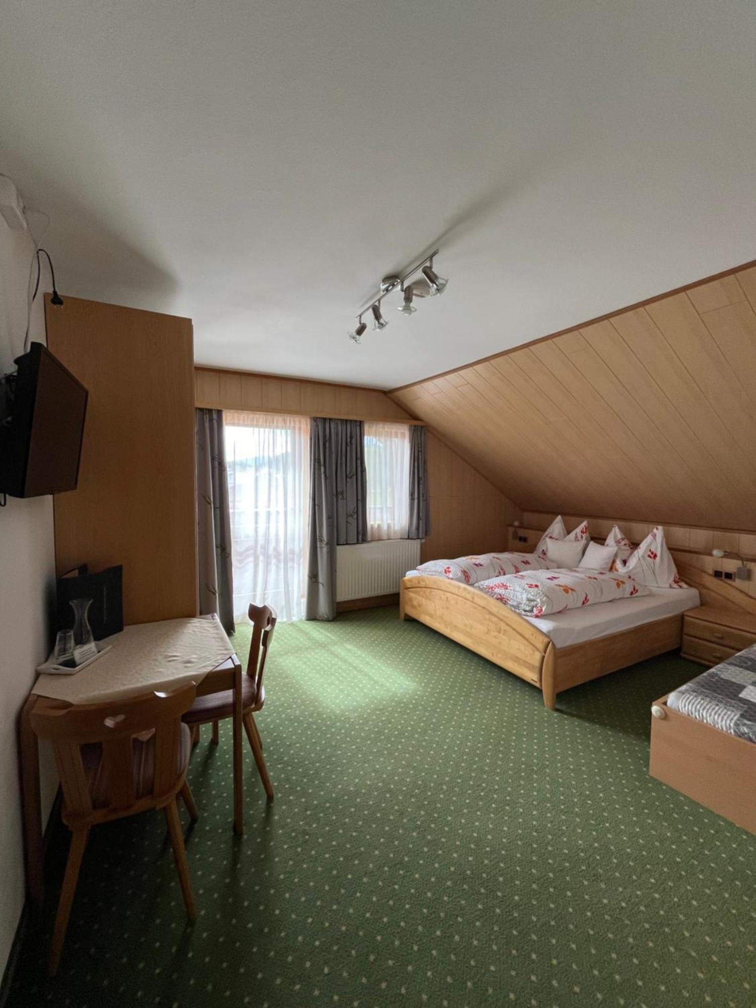 Pension Vorberghof- Bauernhofurlaub Ramsau am Dachstein Exterior foto
