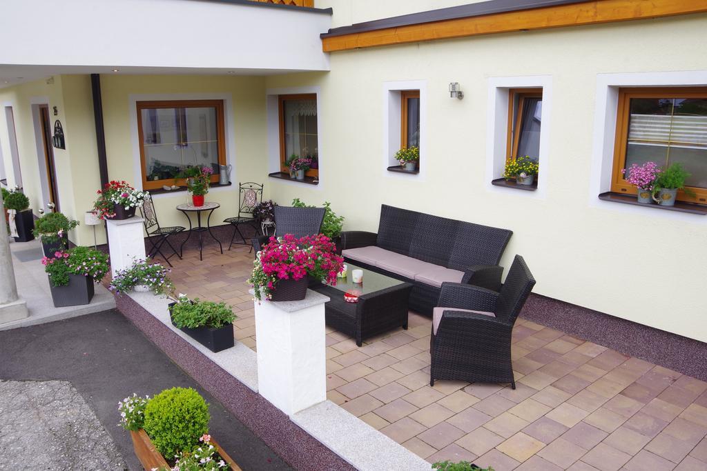 Pension Vorberghof- Bauernhofurlaub Ramsau am Dachstein Exterior foto